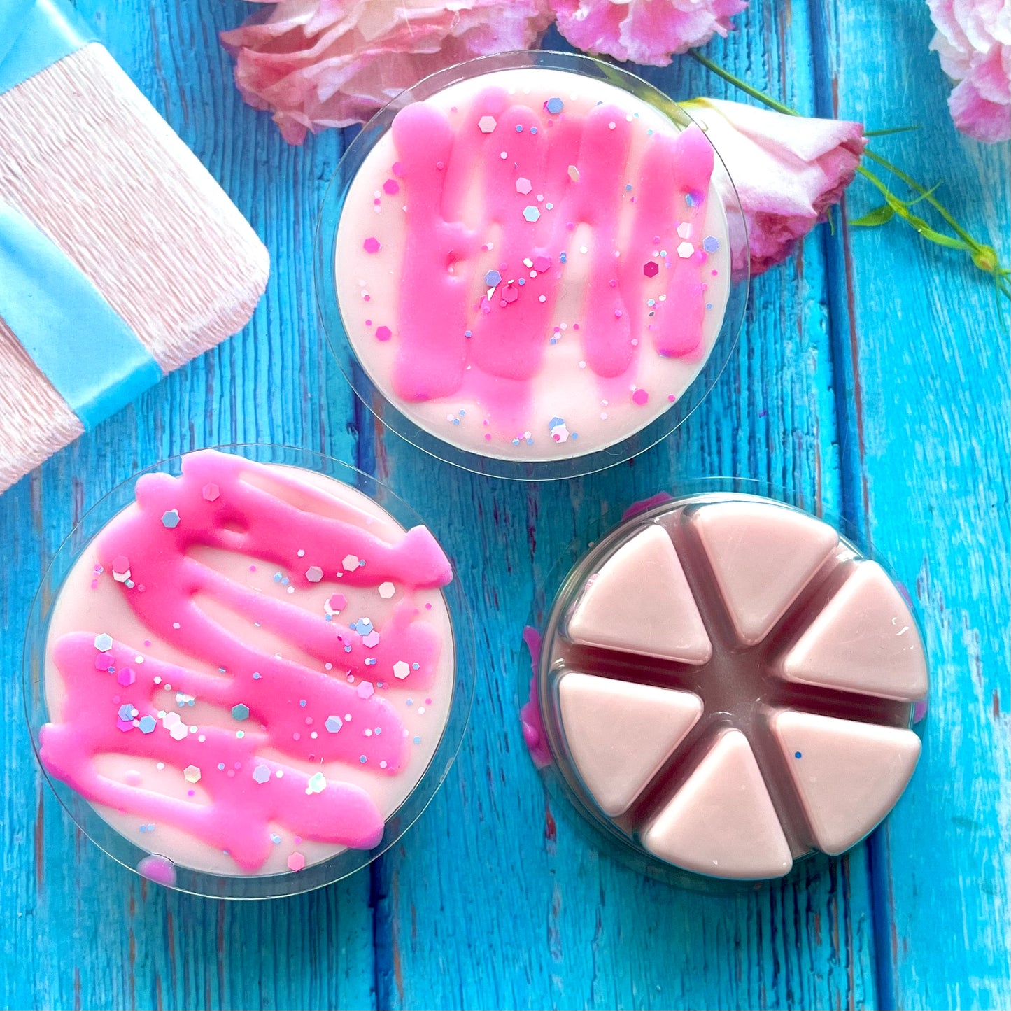 Marshmallow & Strawberry Frosting Round Segment Wax Melt Snap Bar