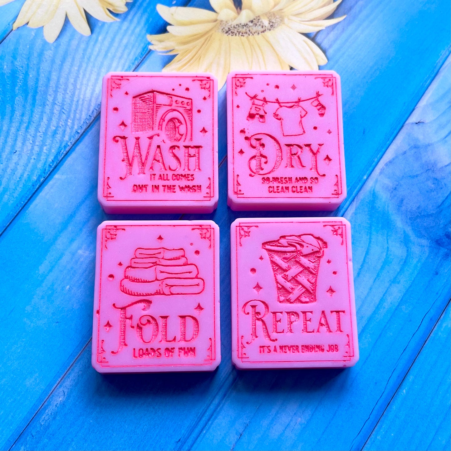 Lenny Golden Blooms & Blush Rhubarb ~ House Blend Wax Melt