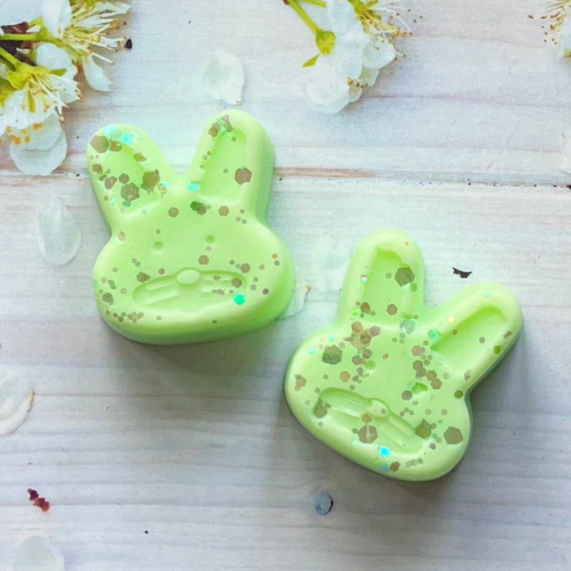Spring In Your Step ~ 2 x Chunky Bunny Head Wax Melts