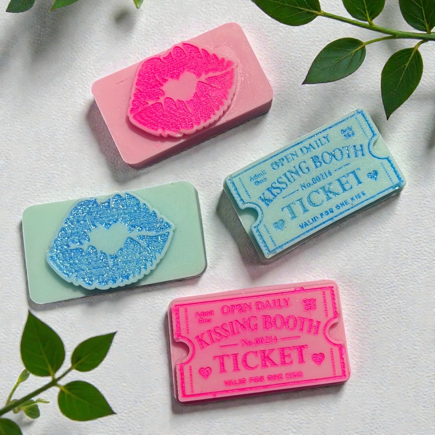 VARIOUS SCENTS ~ 2 Pack Lips/Ticket Wax Melts