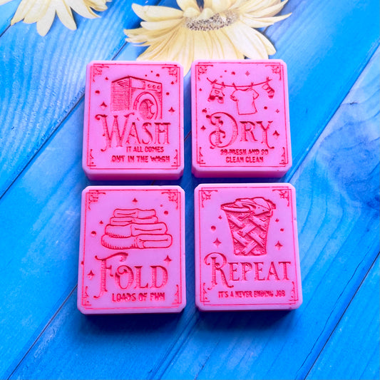 Lenny Golden Blooms & Blush Rhubarb ~ House Blend Wax Melt