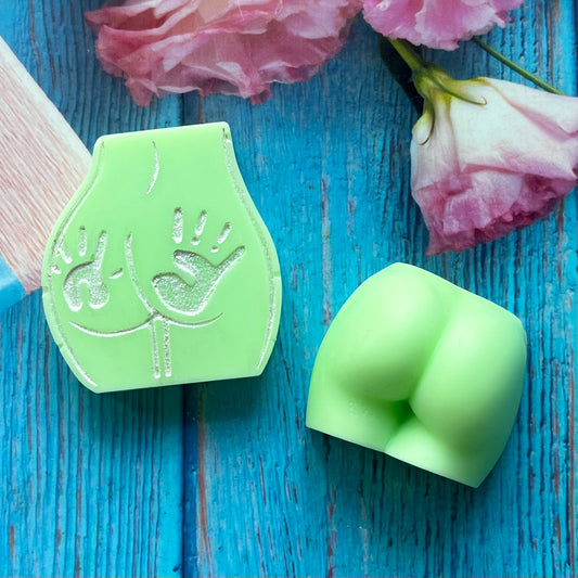 Beijos (Brazilian) ~ Booty Wax Melt