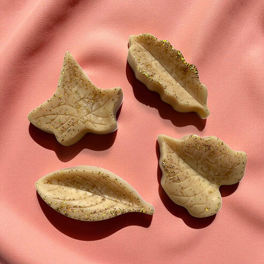Sultana (L*sh) ~ Pack of 4 leaf Shaped Wax Melt
