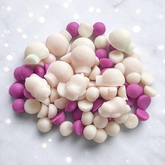 Iced Snowberries ~ 50g Scoopie Bag Wax Melt