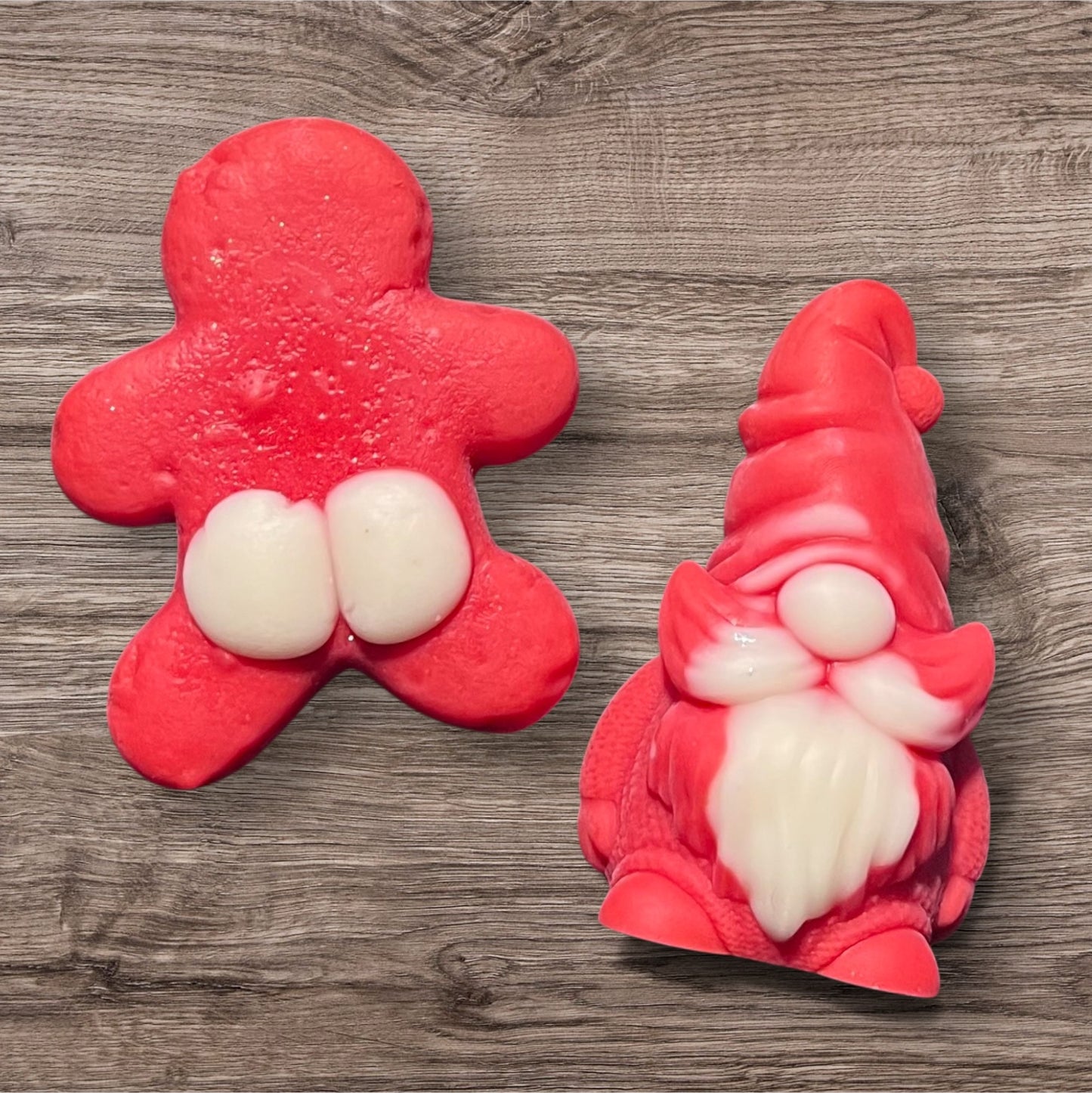 Candy Cane & Jolly Cranberry ~ Cheeky Gingerbread Man/Gonk Wax Melt