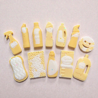 ** MORE SCENTS TO BE ADDED SOON ** Various Scents Available  x 3 Hincher Wax Melt Shapes